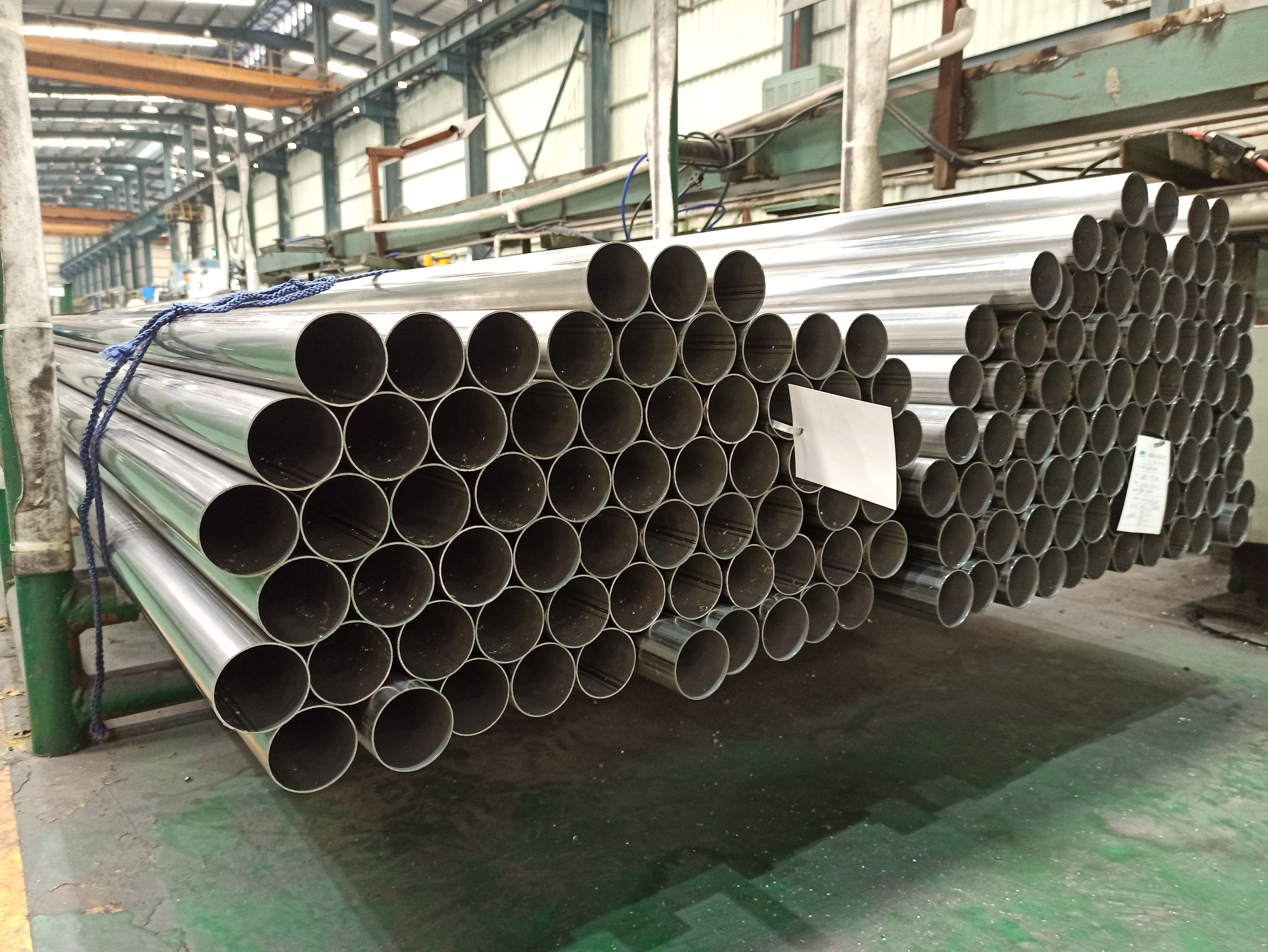 Factory Price 304 304L 306 316L Corrosion Resistant Round Polished Welded Stainless Steel Pipe