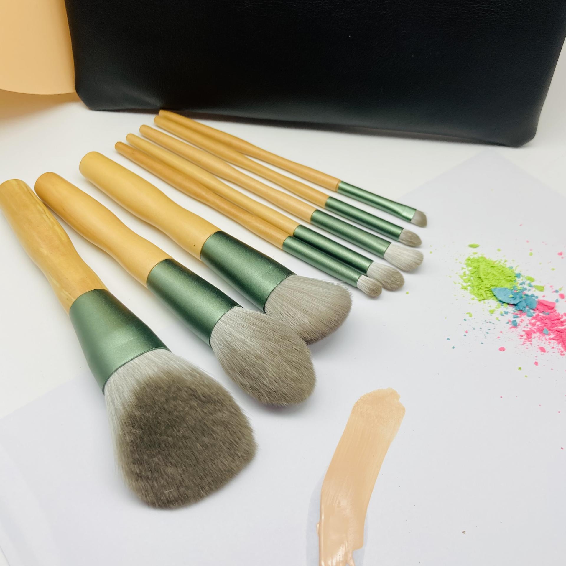 Professional make up brush set eco-friendly natural wood handle custom make up brush set