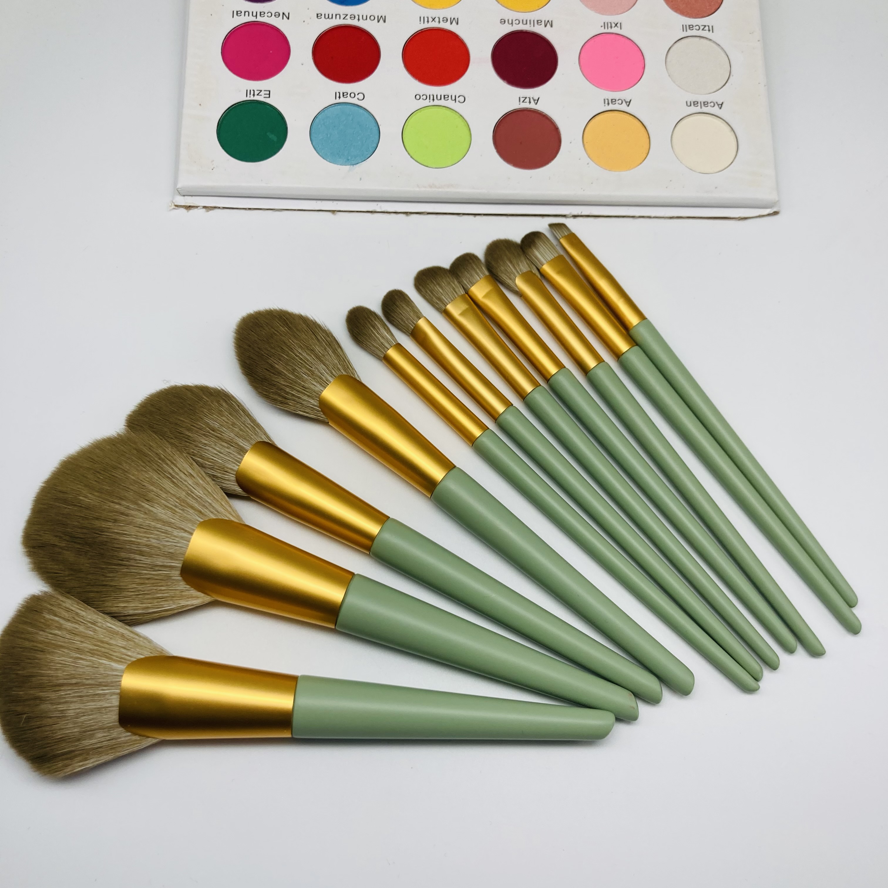 Pinceaux de maquillage mis en outils vente en gros de marque privée pinceaux de maquillage de qualité marque privée