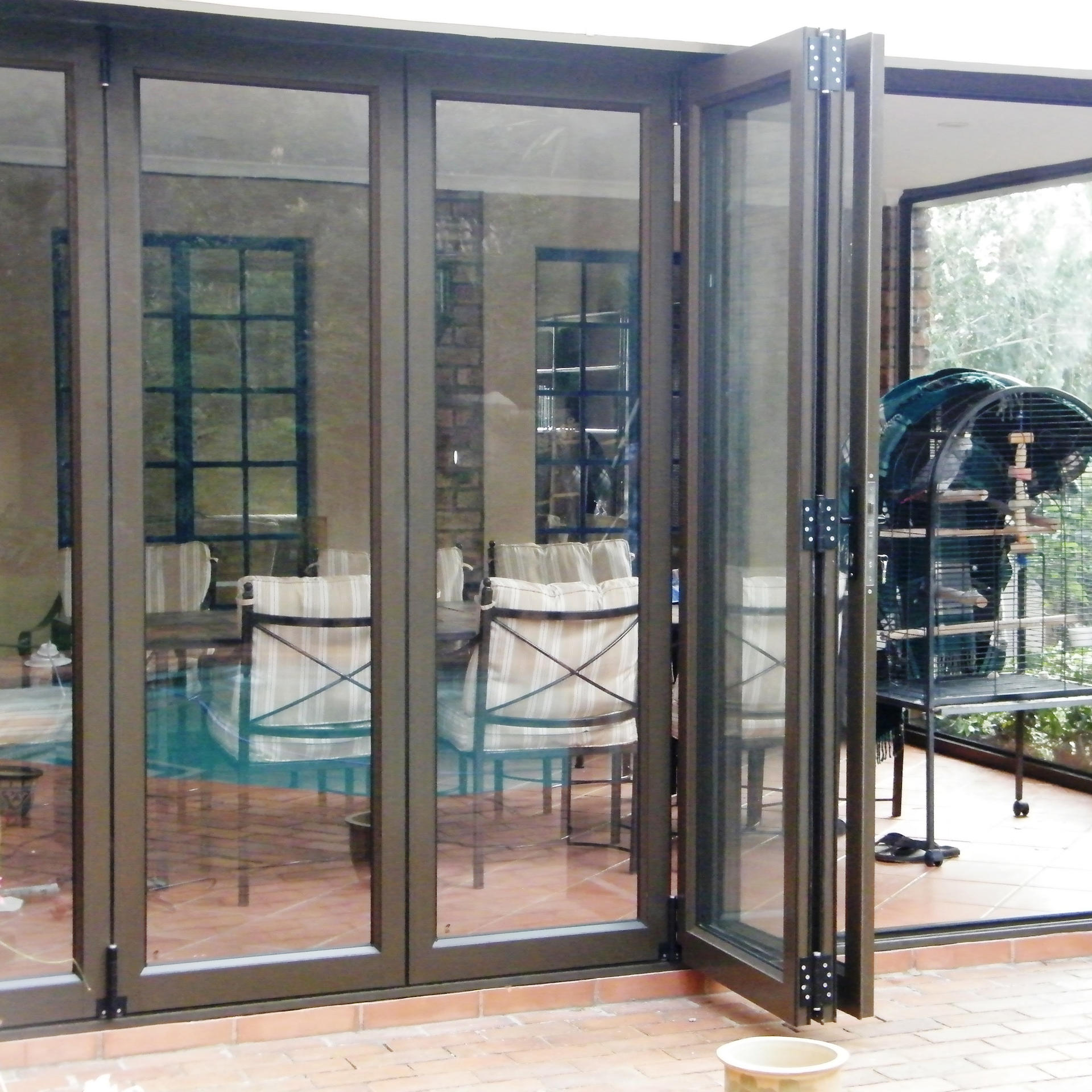 Excellent Quality High Performance Aluminum Folding Door for house or villa