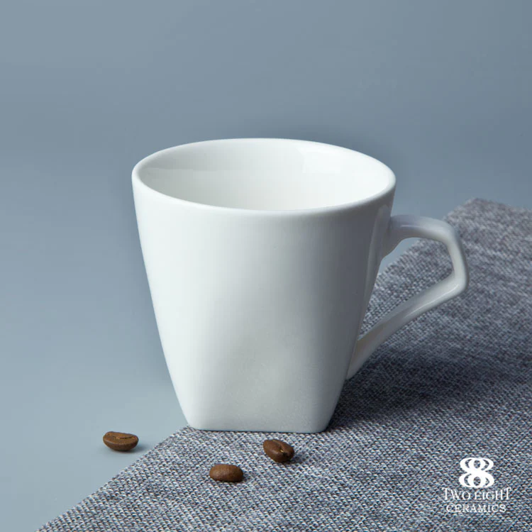 Wholesale crockery coffee mugs ivory white cups western style drinkware