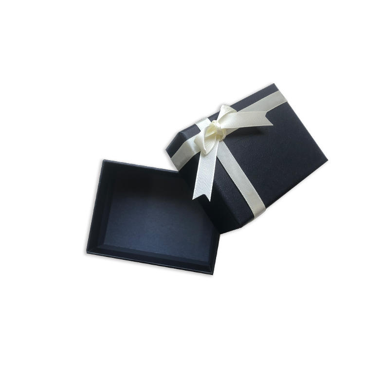 product-Small cardboard jewelry box wholesale custom black packaging paper jewellery box-Dezheng-img-1