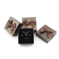 Luxury Custom Logo Black Paper Jewelry Packaging Box With Lid for Bracelet Pendant