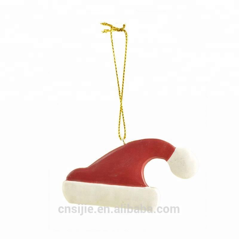 Reliable and cheap new design christmas resin ornament decoration