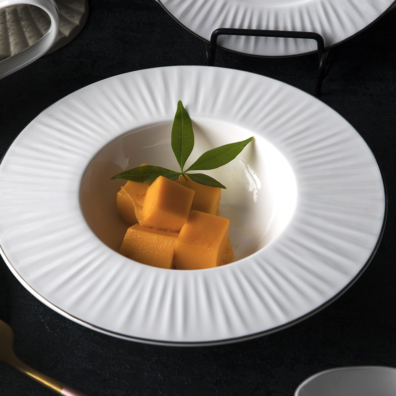 Kitchen Accessories 2019 Bone China Unbreakable Dinner Set,Luxury Ceramics Dinner Set, Gold Line Dinner Set
