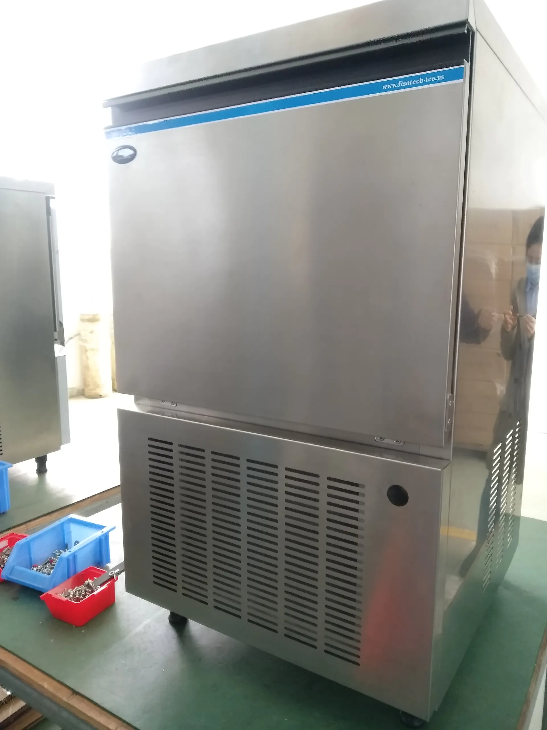 home-use Standing ice making machine with 55kg output HZBH-120
