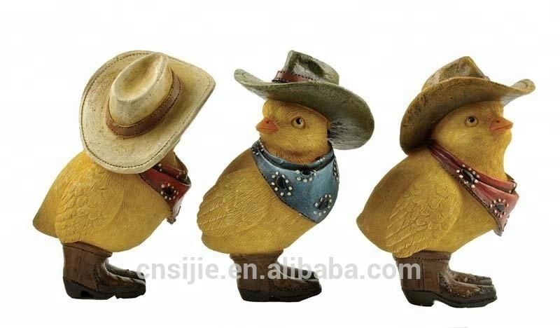 Hot sale polyresin lovely chick figurine for decoration