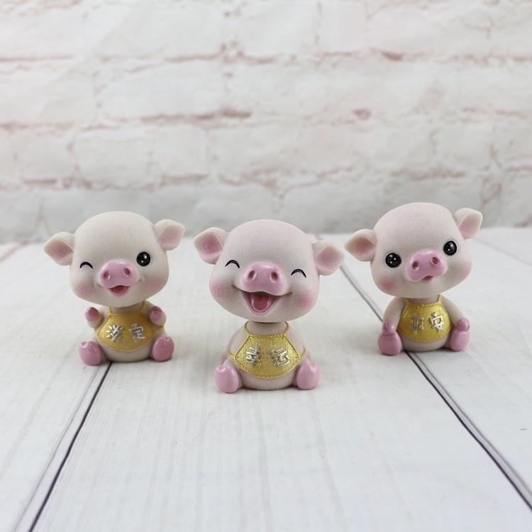 Resin Pig Toys Car Accessories Interior Decoration Pig Bobble Head Dolls Home Decor