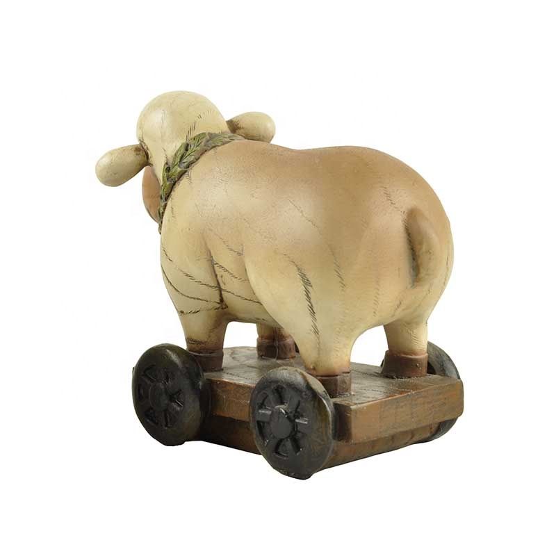 Cost-effective Lovely Resin Carfts Gift Animals Sheep On Wheeler Statue For Souvenir