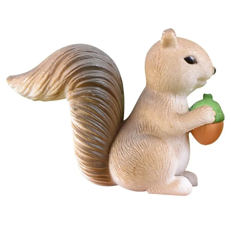 Amazon Hot Sale natural animal figurines Resin Squirrel assorted decor