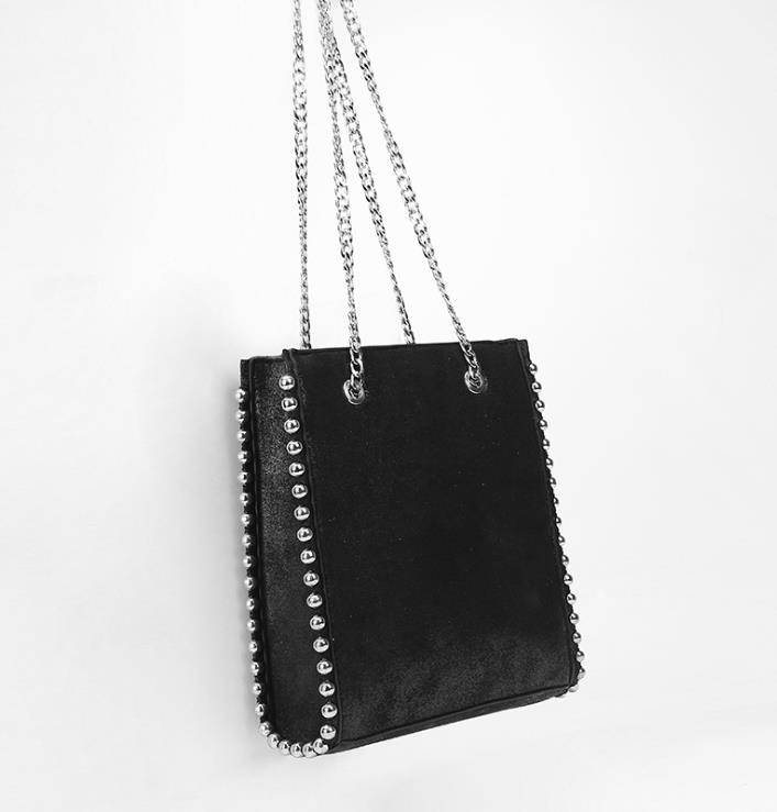 Large Capacity Tote Rivet Leather Bag Women Fashion Chain Rivet Bag Women Shoulder Bag