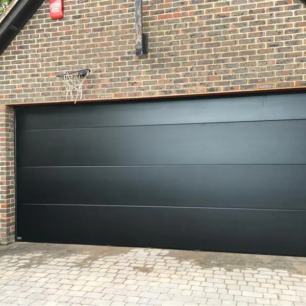 Automatical 50mm thickness with PU material Heat Prevention Black Color Overhead Sectional Garage Door