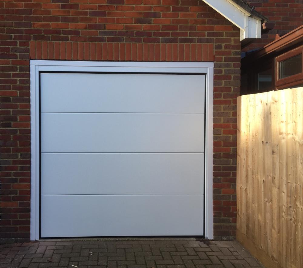 Good Quality 50mm thickness Powder Coating Steel White Overhead Sectional Garage Door