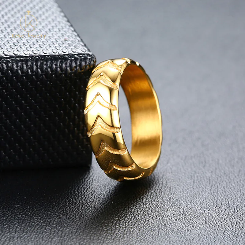 Stainless steel ring gold men and women popular titanium steel couple ring