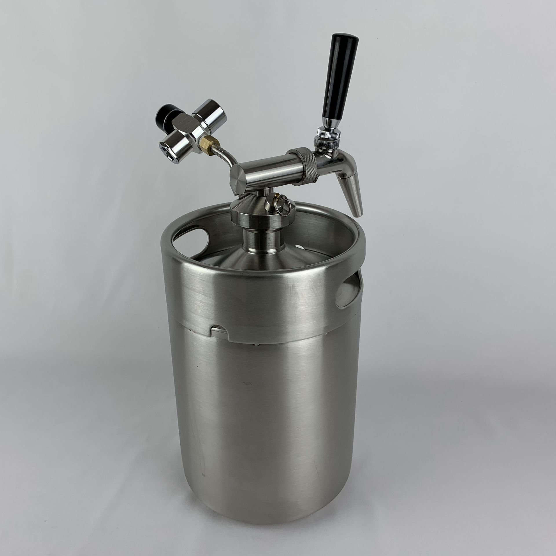 product-Trano-custom mini beer brewery keg with craft beer dispenser tap system tap uk uses-img-1