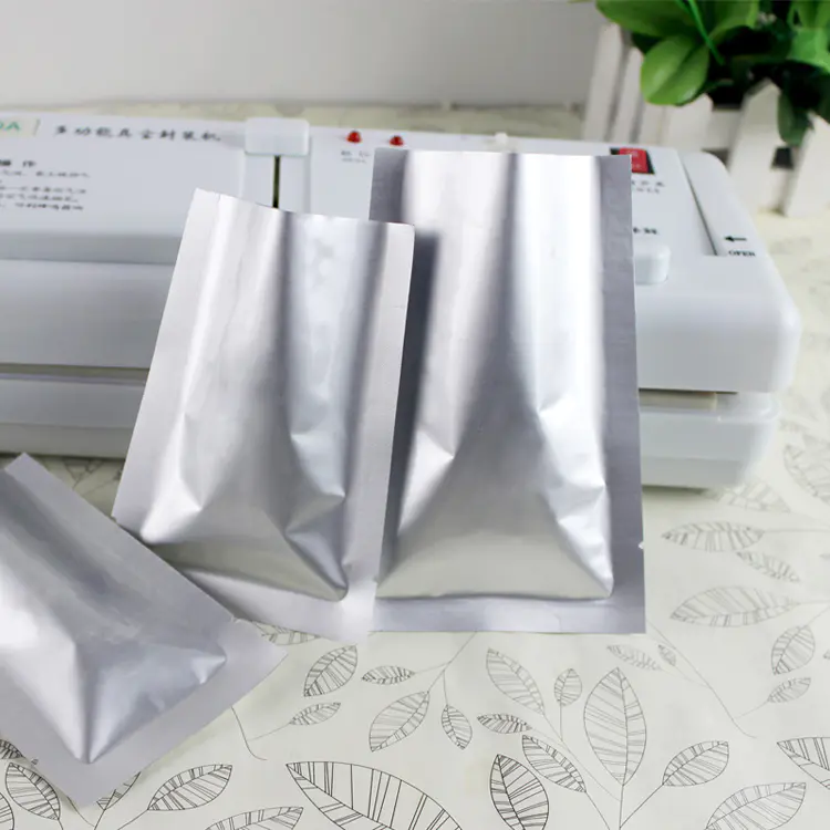 Silver three sides sealing aluminum foil bag with tear notch
