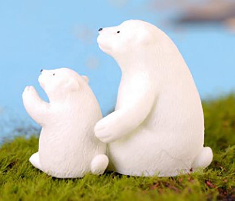 Hot Sale Terrarium Miniature Resin Decoration Sweet Polar Bear Mom with Baby