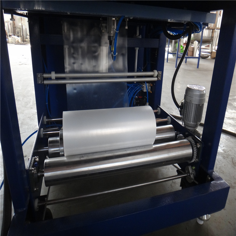 China automatic pet bottle bubble wrap making machineJ&D WATER