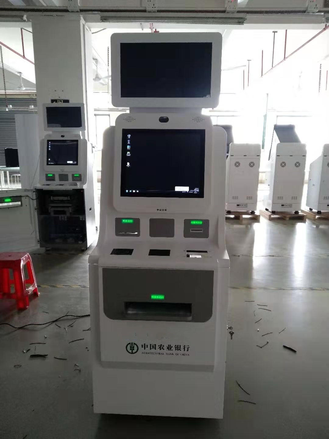 interactive self service pay clinic medical care kiosk terminal supporting bank card and social security card pay