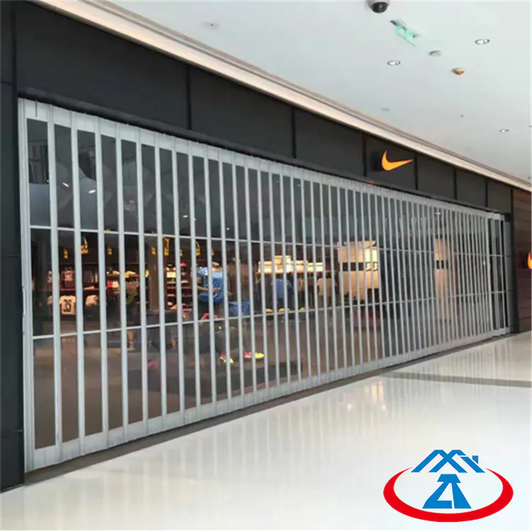 150mm Width Of The PC Slat Size 6000mmW*3000mmH 24 Hours Display Transparent Polycarbonate Folding Door