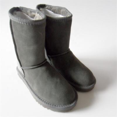 HQB-WC009 OEM customized premium quality winter thermal classic style genuine cow suede boots for women.