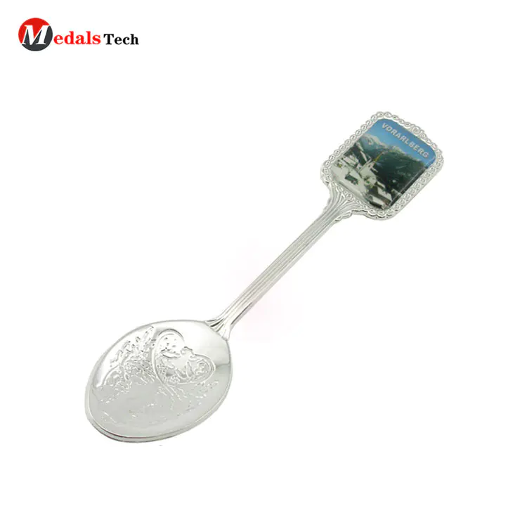 China manufacturer direct sale zinc alloy custom logo metal spoon