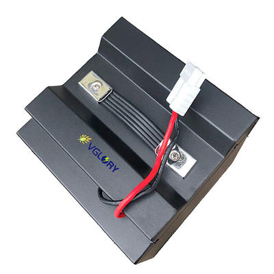 Intelligent charge system 18650 battery