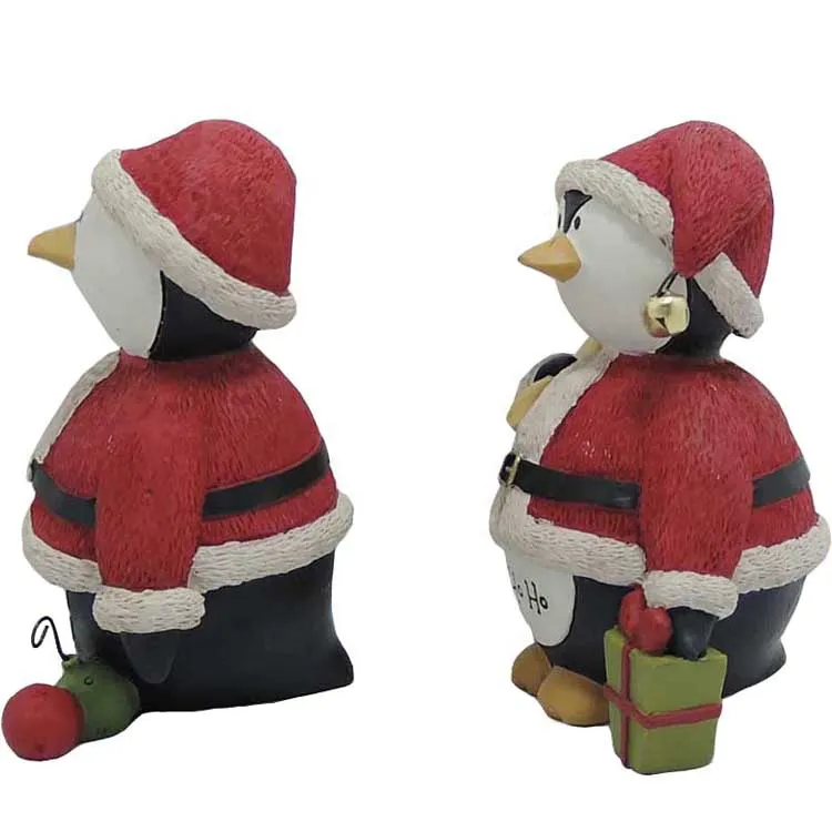 Small moq customized design ployresin penguin figurines for christmas gift