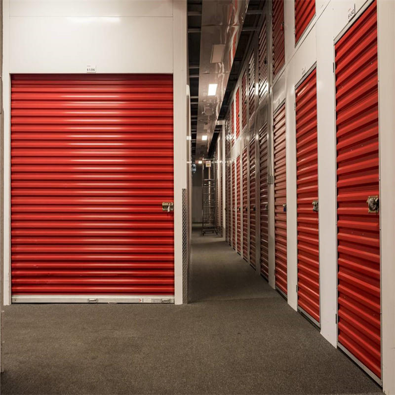 Red 0.46mm slat thickness manual self storage door roll up door ready to ship