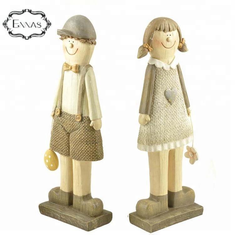 Hot sale creative Europe country style love couple statues resin dolls