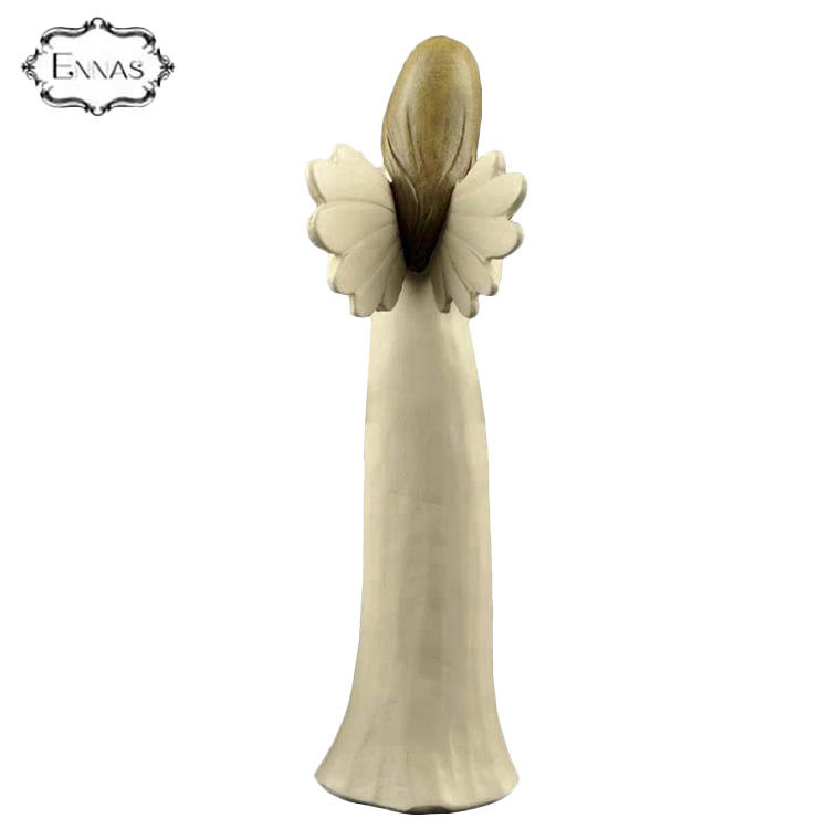 Home decoration polyresin angels figurines wholesale with red heart