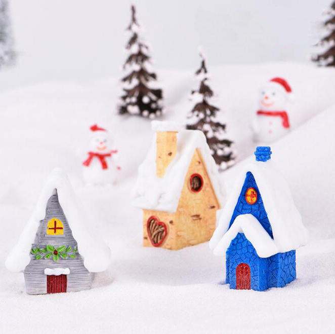 Wholesale Handmade Mini Decorative Christmas Miniature Village Houses
