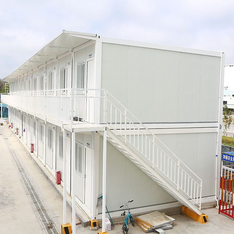 Prefabricated housebased onconstruction site and temporary residence