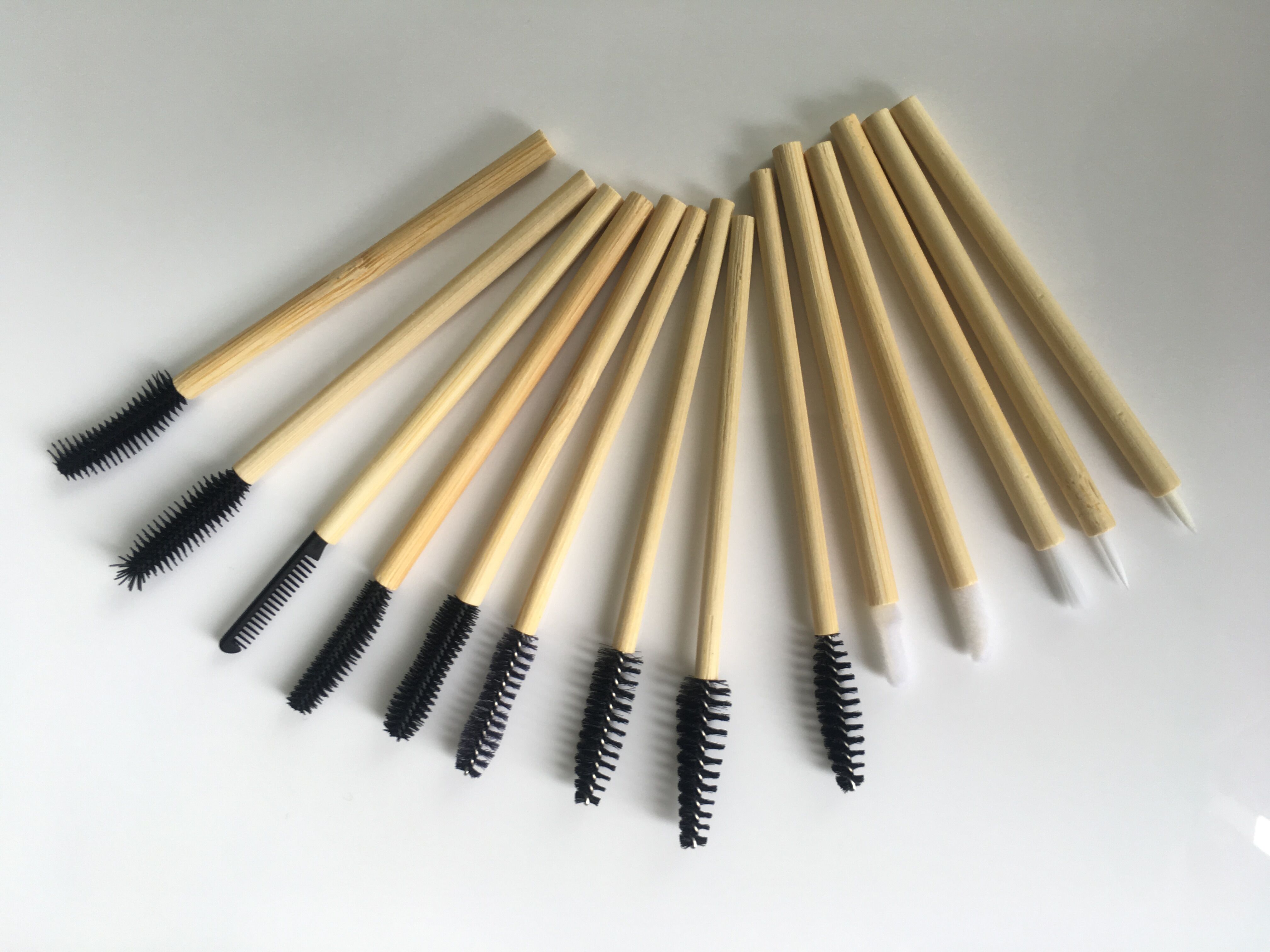 Disposable makeup lin-free applicator lip wand Eco-friendly bamboo lip gloss applicator bamboo dish brush