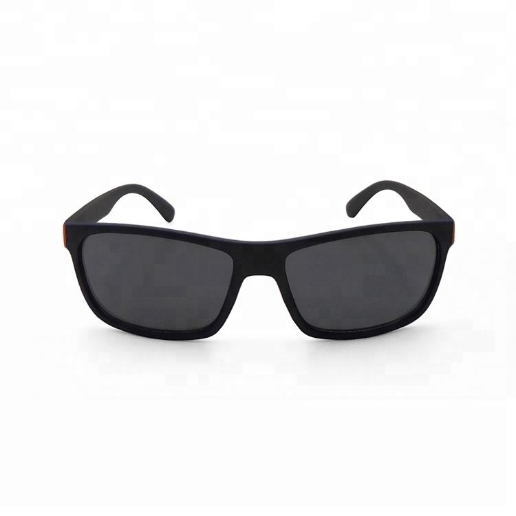 Eugenia 2020 Golden Style Venta rápida Hombres Gafas de sol Marco negro Masculino Gafas de sol para hombres Gafas de sol