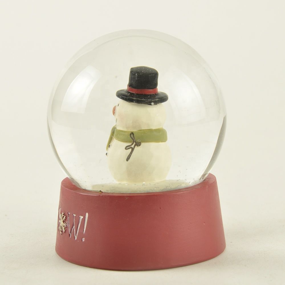 New Custom Design Personalized Cute Polyresin Snowman Snow globe Christmas water globe decor