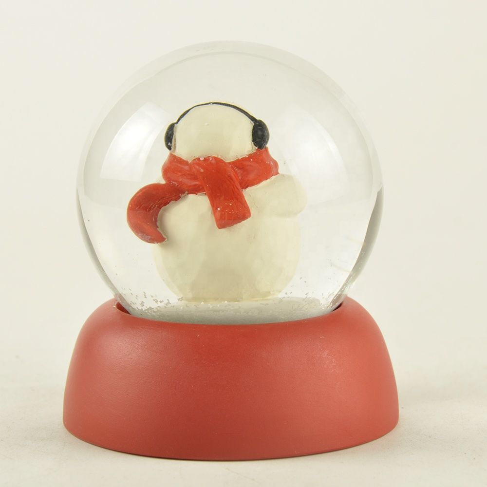 Wholesale Hot sale Custom personalized cute snowman Polyresin snow globe water globe ornament