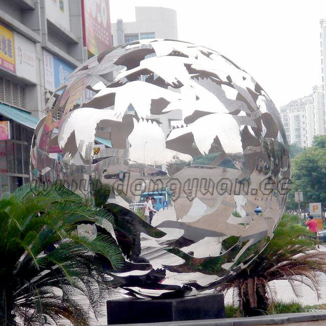 Laser CutStainless Steel Decorative Ball Sculpture , Metal Ball Lantern Decoration