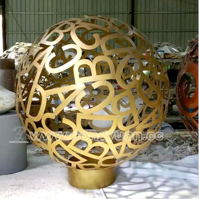 Iron Abstract Arts Sculpture Spheres for Garden Ornaments
