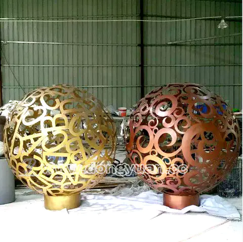 Iron Abstract Arts Sculpture Spheres for Garden Ornaments