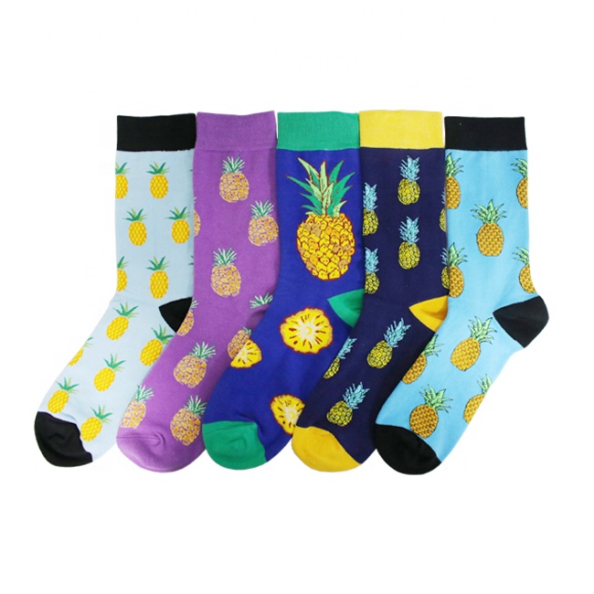 2020 New design custom wholesale funny tube colorfulmen women cotton happy pineapple knitting socks