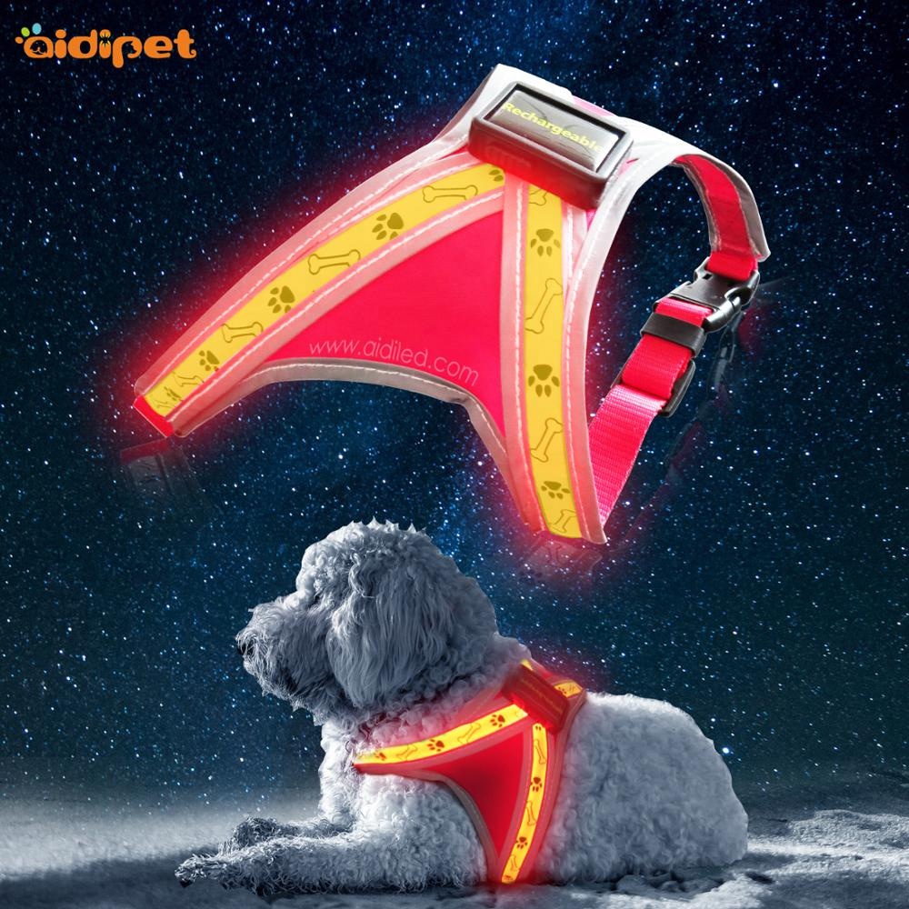 OEM Logo Led Reflective Dog Harness Vestfor Night Safety Pet Safety Supply Light Up Adjustable Pet Clothes Harness