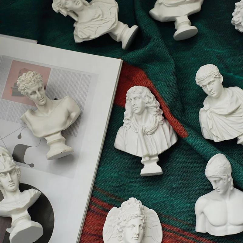 Mini Michelangelo Sculpture People Statue Desk Decoration Ornaments Resin Molds for Coffee Table