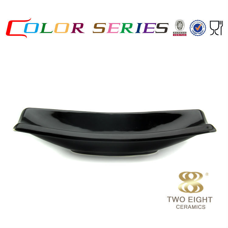 Black porcelain unbreakable plates boat shaped food plate for sale