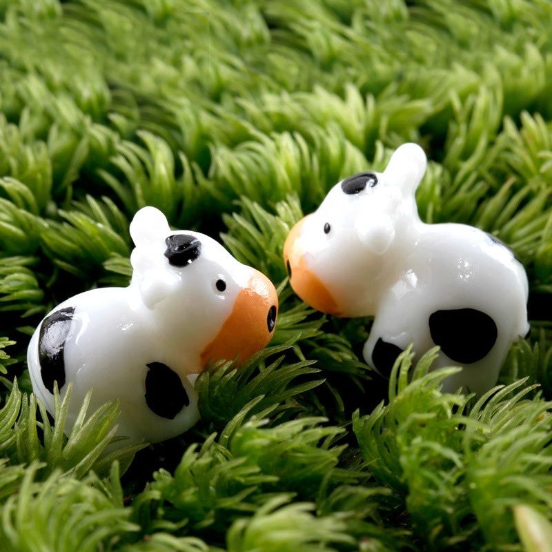 Fairy Garden Cow Figure Minifigures Animal Figures DIY Resin Decorations For Home