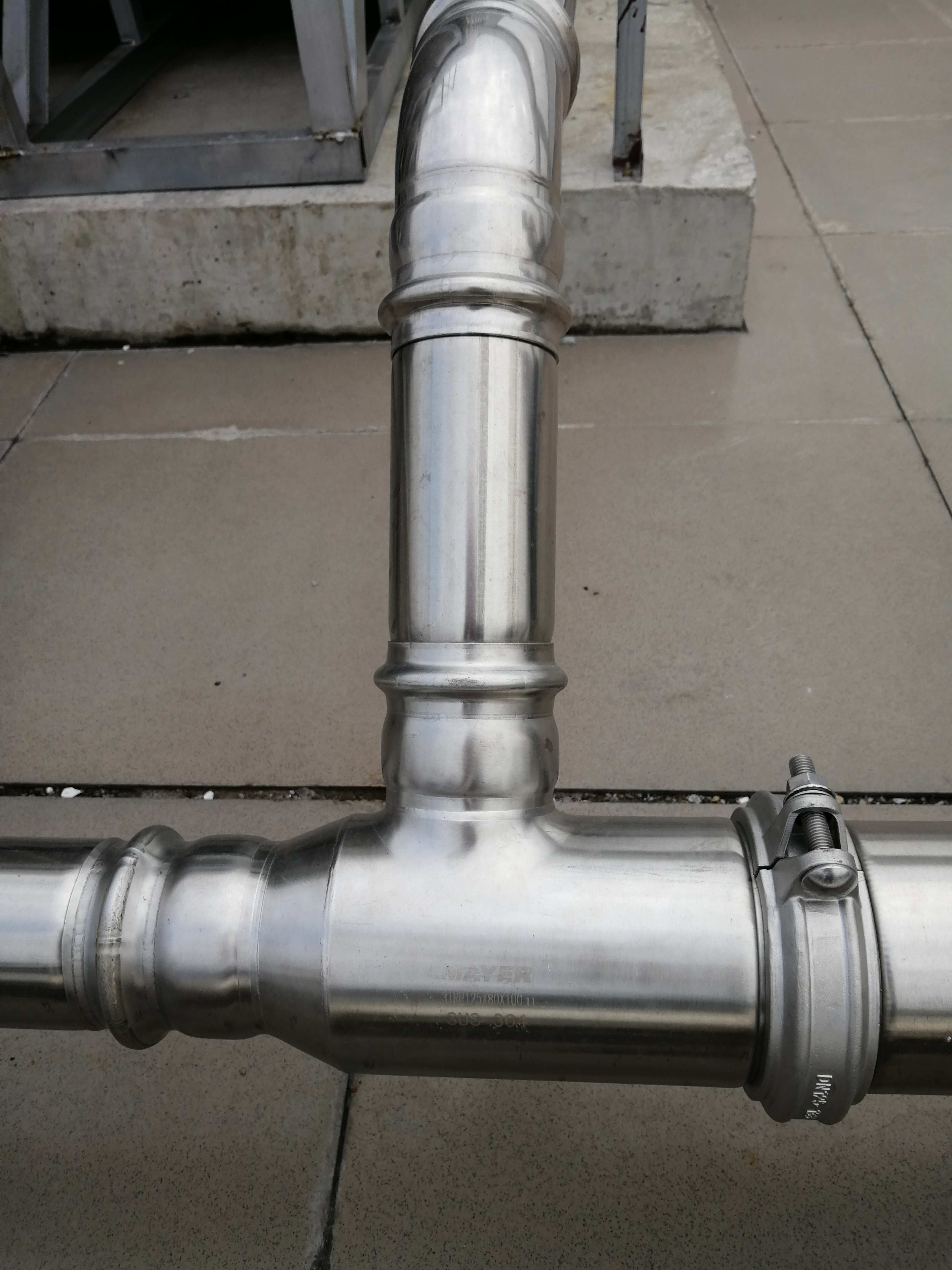 Stainless Plumbing Fitting Special Reducing Tee V Profile 304 or 316L