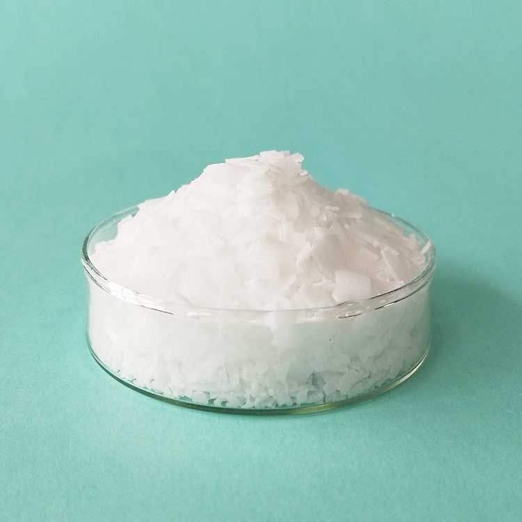 High brightness white Flake Polyethylene Wax for PVC products