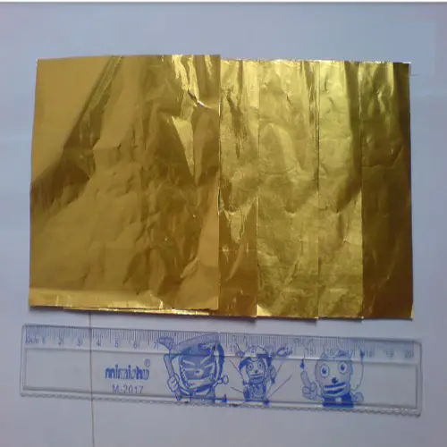 papel aluminio color dorado
