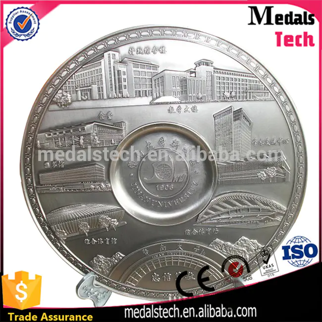 Newest customized gold /silver/bronze plated engraved metal award plate for souvenir