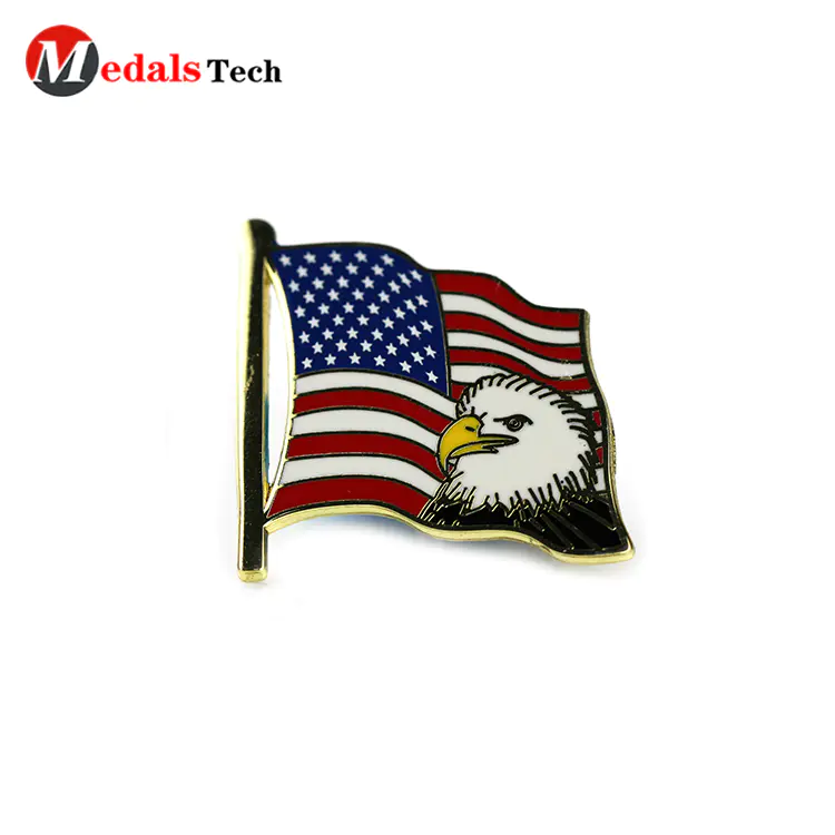 Made hard enamel gold plating usa flag eagle logo badge